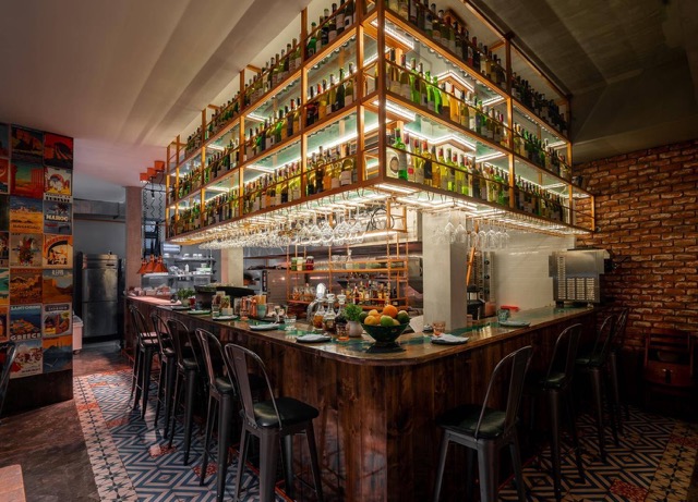 Thiết kế thi công bếp công nghiệp nhà Hàng MEZBA Da Nang